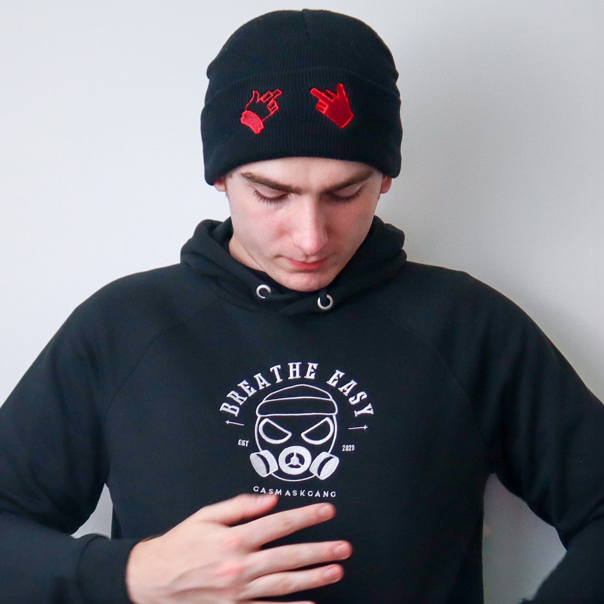 STINKY FINGER // BEANIE